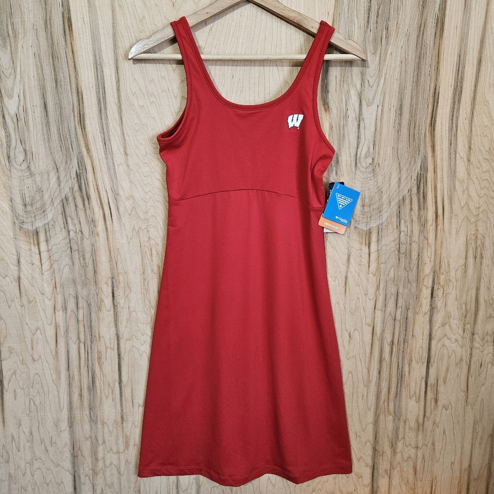 Columbia PFG Omni Shade  Womens Size XS Wisconsin Badgers Red Dress Nwt